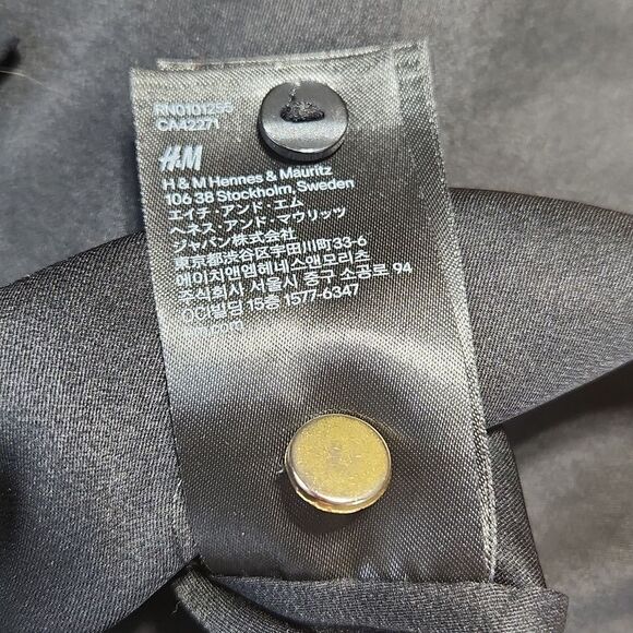 🔹️H&M Black Mandarin Neck Button-up Blouse w/Pockets Size 10 - Picture 11 of 11